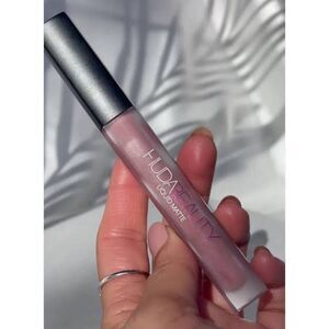 Huda Queen of Sheba Liquid Matte Lipstick